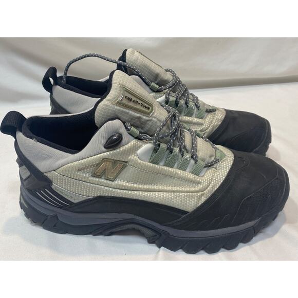New Balance 900 Women's Hiking Trail Sneaker Boot SIZE 9 VERY NICE - Picture 2 of 9
